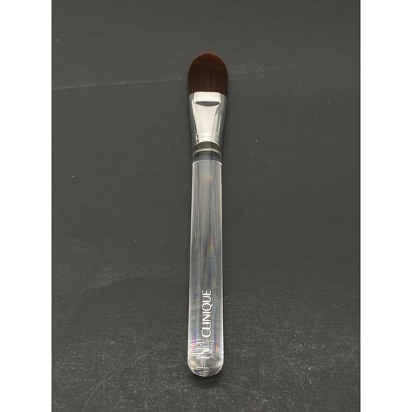 Clinique Concealer Foundation Makeup Brush - Picture 2 of 4